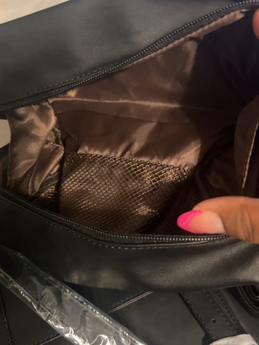 Swell Black Men’s Leather Briefcase Tote with Gold Accent
